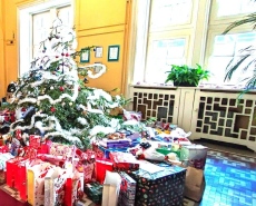 С концерт ще открият в Бургас юбилейната „Елха на доброто“ в подкрепа на децата и човешките каузи