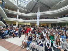 Отличават близо 550 бургаски ученици с високи постижения в образованието, науката, изкуствата и спорта