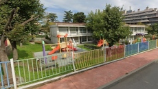 Младеж се вряза в оградата на детска градина в Царево с краден автомобил