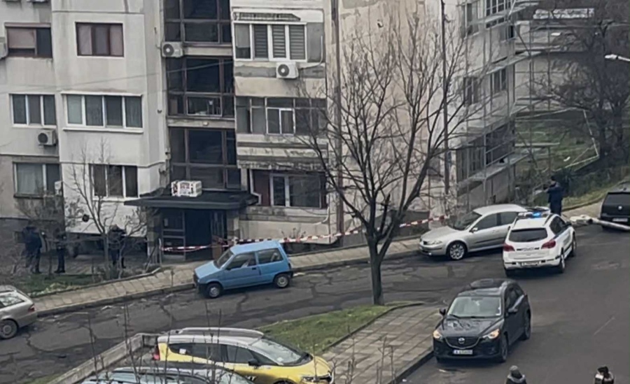 Полицията отцепи района около блок 17 в „Меден рудник“ заради открита ръчна граната 