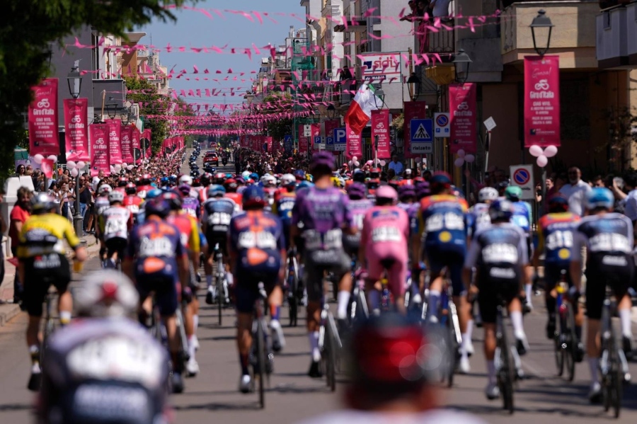 „За Бургас е чест да бъде част от Giro d\'Italia“